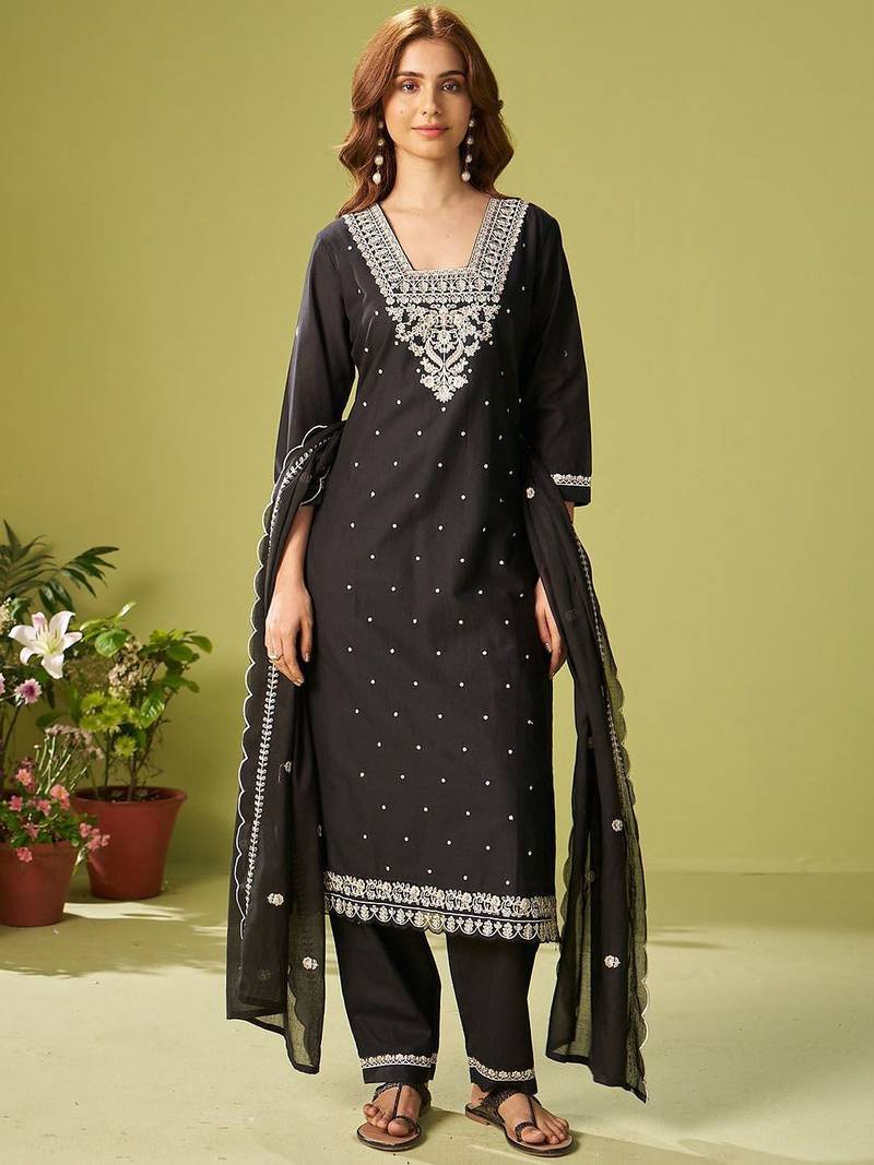 Women Floral Embroidered Cotton Kurta with Trousers & Dupatta