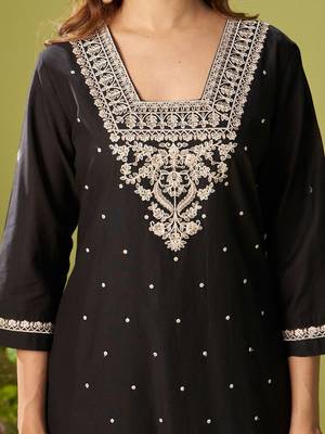 Women Floral Embroidered Cotton Kurta with Trousers & Dupatta 3