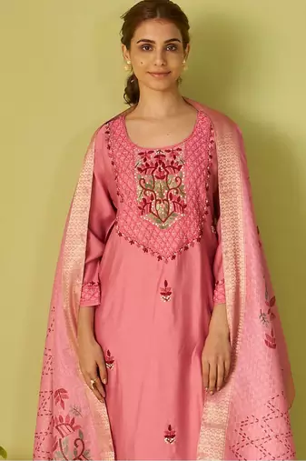 Women Floral Embroidered Kurta with Trousers & Dupatta