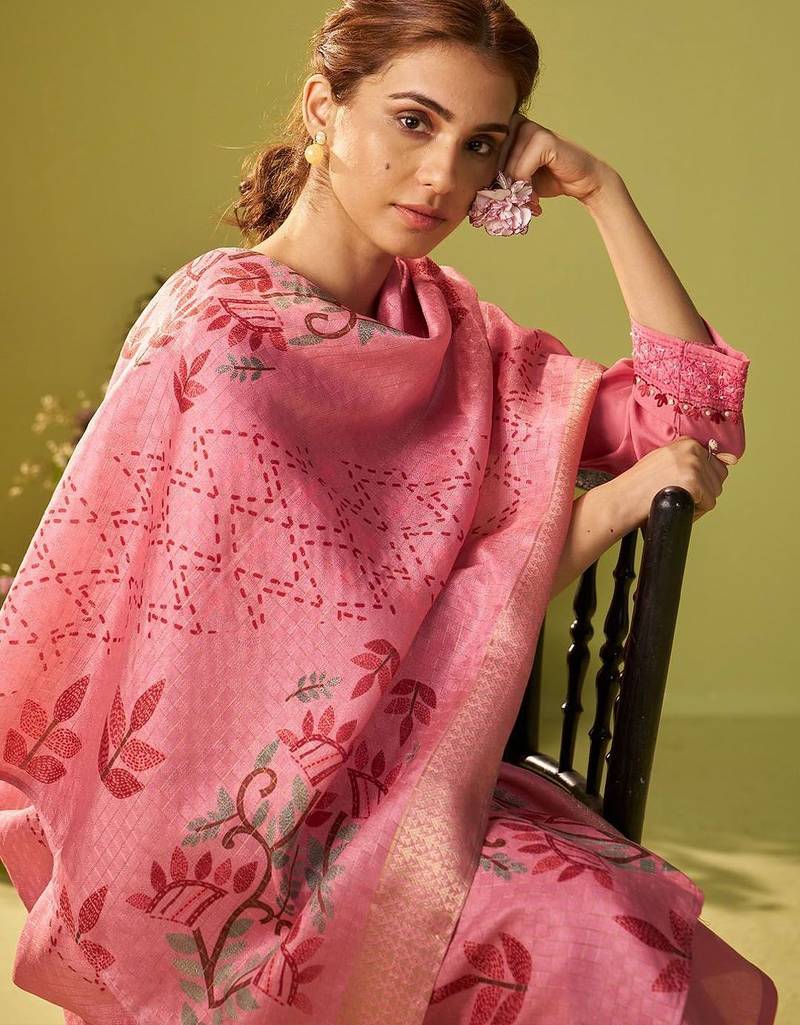 Women Floral Embroidered Kurta with Trousers & Dupatta