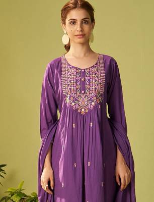 Women Floral Embroidered Cotton Kurta with Trousers & Dupatta 1