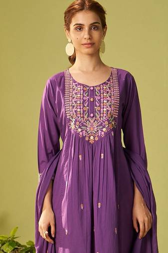 Women Floral Embroidered Cotton Kurta with Trousers & Dupatta