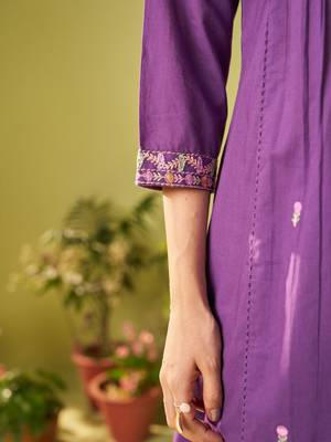 Women Floral Embroidered Cotton Kurta with Trousers & Dupatta 5