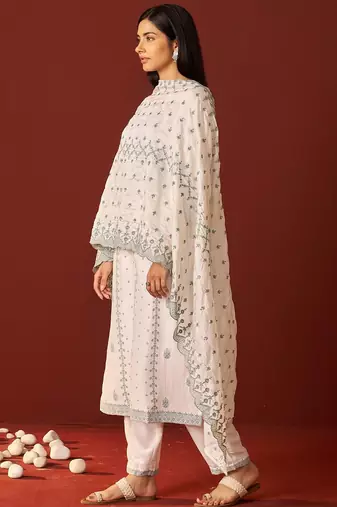 Women Floral Yoke Design Kurta with Trousers & Dupatta