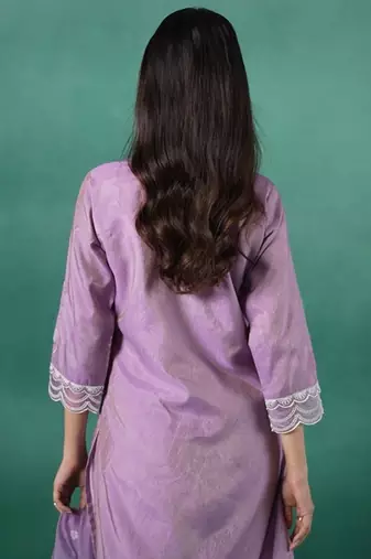 Women Floral Embroidered Regular Thread Work Kurta with Trousers & Dupatta