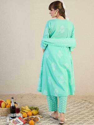 Women Floral Printed Regular Pure Cotton Kurta with Trousers & With Dupatta 5