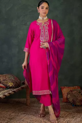 Ethnic Motifs Embroidered Sequinned Kurta With Trousers & Dupatta