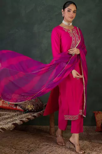 Ethnic Motifs Embroidered Sequinned Kurta With Trousers & Dupatta
