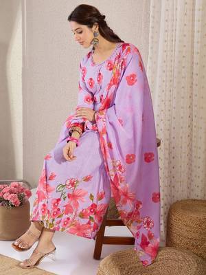 Women Floral Printed Cotton Kurta with Trousers & Dupatta 7