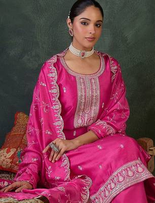 Women Ethnic Motifs Embroidered Kurta with Trousers & Dupatta 1