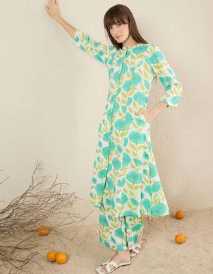 Floral Printed Mandarin Collar A-Line Kurta With Palazzos 5