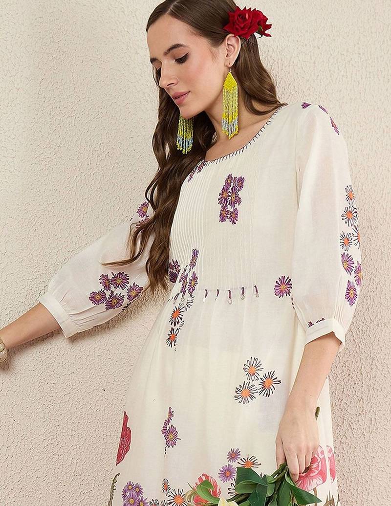 Women Floral Printed Cotton Kurta with Trousers