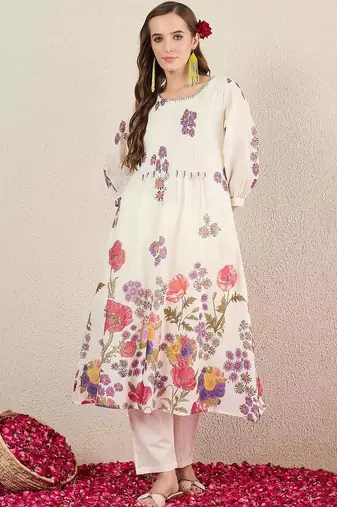 Women Floral Printed Cotton Kurta with Trousers