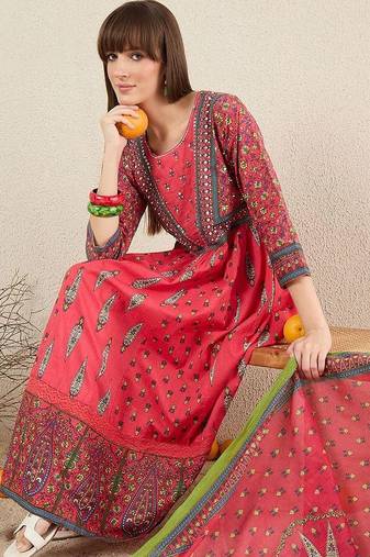 Women Ethnic Motifs Printed Cotton Kurta with Trousers & Dupatta