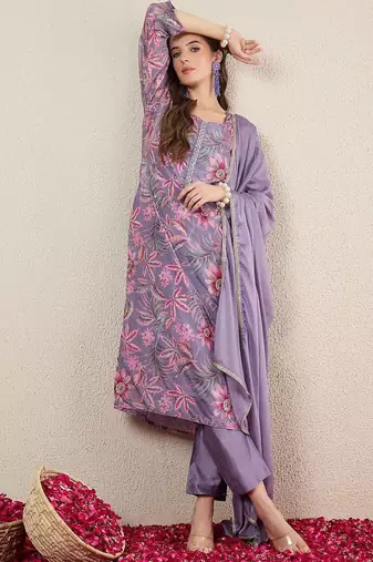 Women Floral Printed Kurta with Trousers & Dupatta