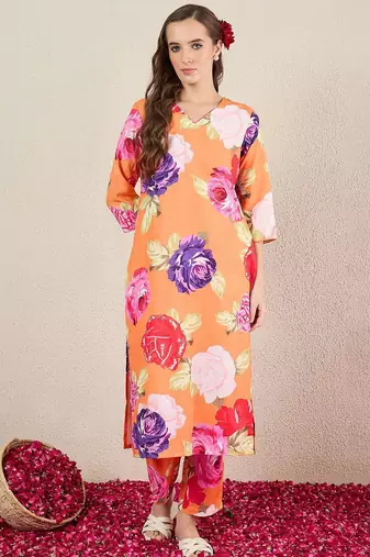 Women Floral Printed Kurta with Trousers & Dupatta