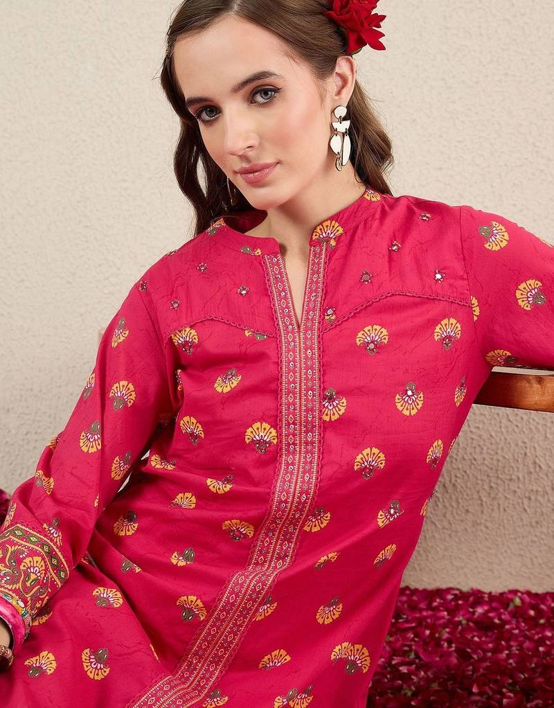 Women Ethnic Motifs Printed Cotton Kurta with Trousers
