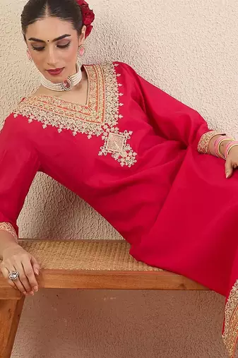 Women Ethnic Motifs Embroidered Regular Kurta with Trousers