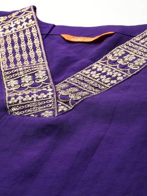 Ethnic Motifs Embroidered Thread Work Kurta With Trousers & Dupatta 2