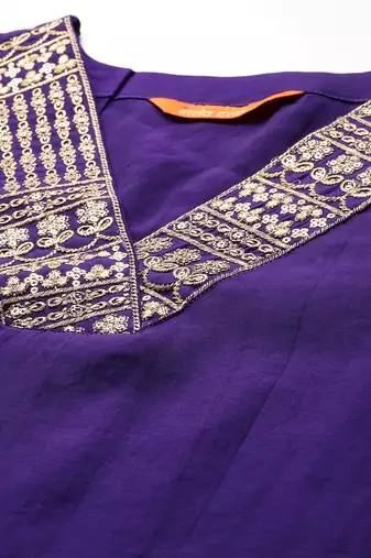 Ethnic Motifs Embroidered Thread Work Kurta With Trousers & Dupatta