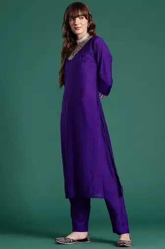 Ethnic Motifs Embroidered Thread Work Kurta With Trousers & Dupatta