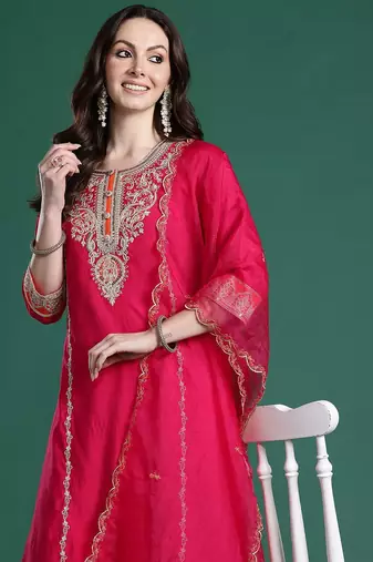 Ethnic Motifs Kurta with Trousers & Dupatta