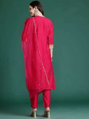 Ethnic Motifs Kurta with Trousers & Dupatta 7