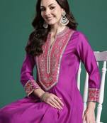 Women Ethnic Motifs Embroidered Pleated Mirror Work Kurta with Trousers