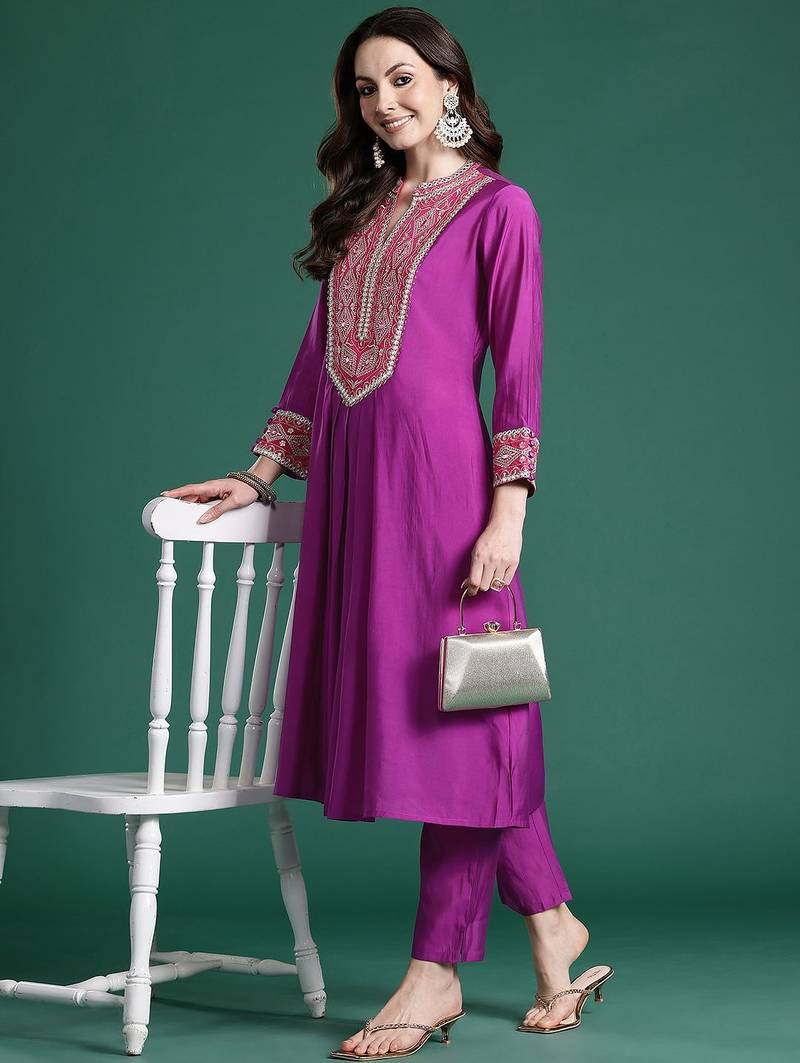 Women Ethnic Motifs Embroidered Pleated Mirror Work Kurta with Trousers