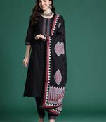 Embroidered Regular Beads & Stones Pure Cotton Kurta with Trousers & With Dupatta