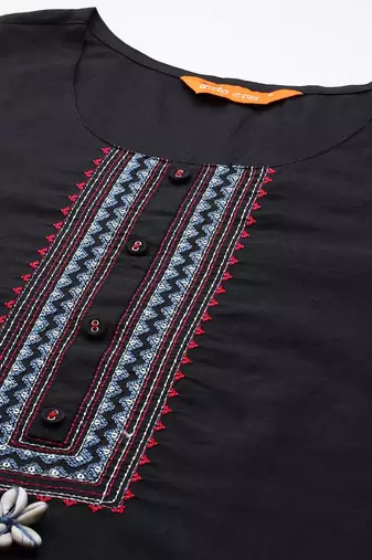 Embroidered Regular Beads & Stones Pure Cotton Kurta with Trousers & With Dupatta