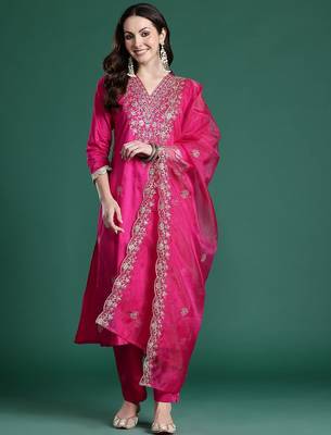 Ethnic Motifs Embroidered Sequinned Kurta with Trousers & With Dupatta 7