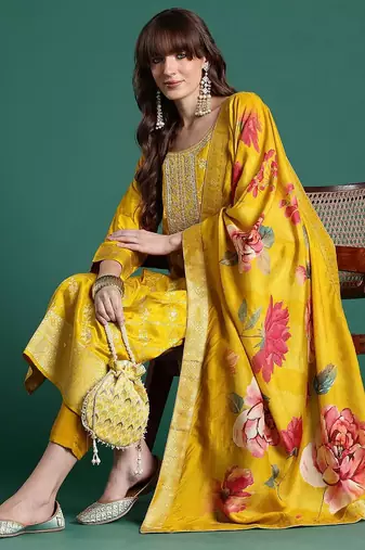 Ethnic Motifs Yoke Design Thread Work Kurta With Trousers & Dupatta
