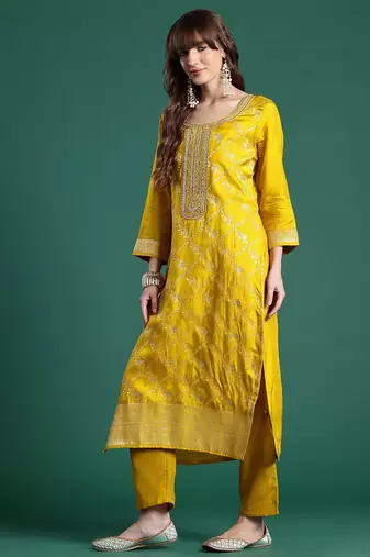 Ethnic Motifs Yoke Design Thread Work Kurta With Trousers & Dupatta