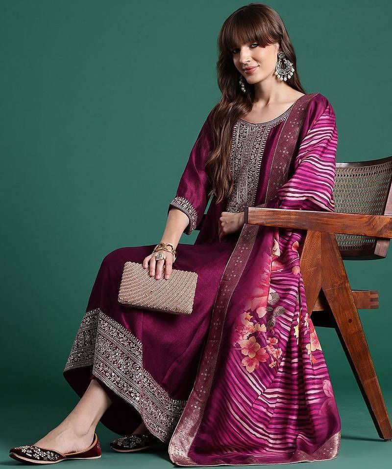 Ethnic Motifs Embroidered Sequinned Kurta with Trousers & With Dupatta