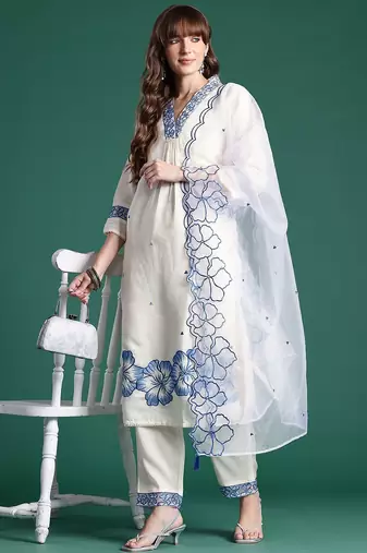Floral Embroidered Kurta with Trousers & Dupatta