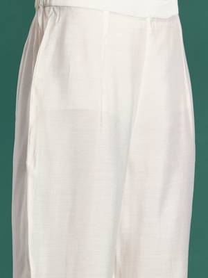Floral Embroidered Kurta with Trousers & Dupatta 3