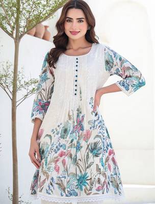 Floral Printed A-Line Pure Cotton Kurta With Trousers 2