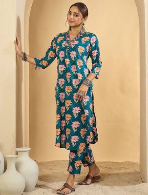 Women Floral Printed Pleated Mirror Work Pure Cotton Kurta & Trousers 1