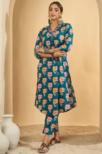Women Floral Printed Pleated Mirror Work Pure Cotton Kurta & Trousers