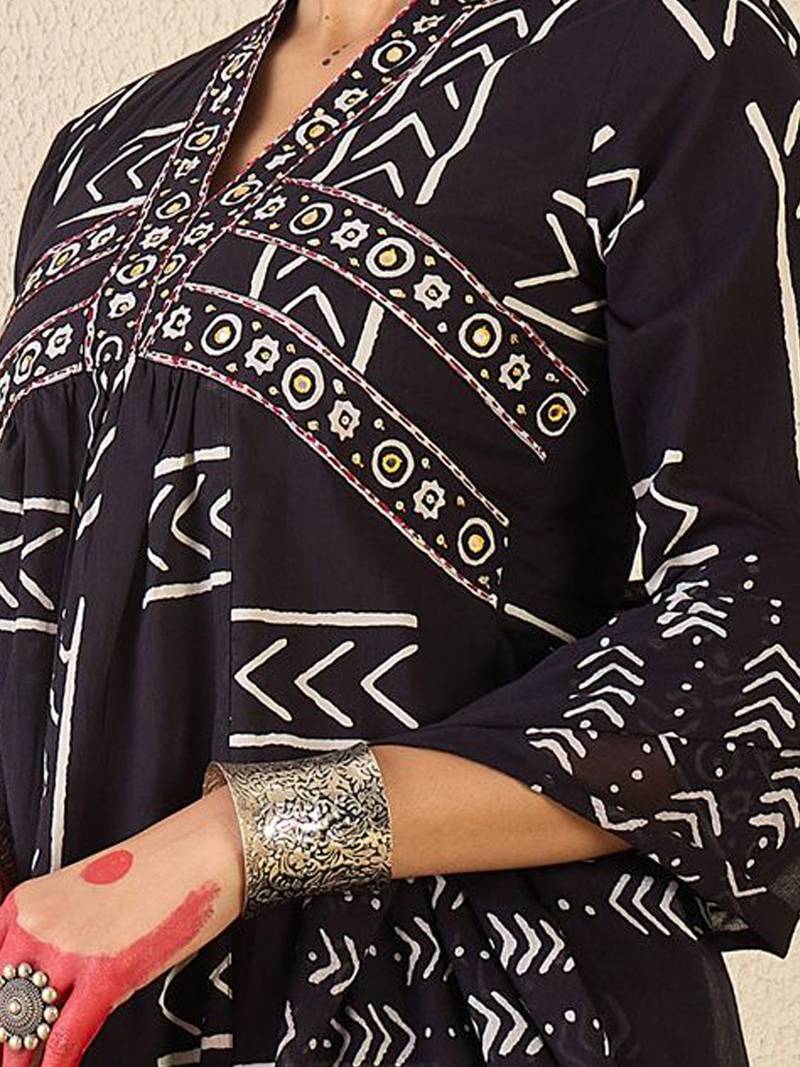 Women Printed Empire Pure Cotton Kurta with Trousers & With Dupatta