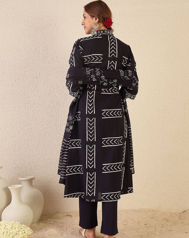 Women Printed Empire Pure Cotton Kurta with Trousers & With Dupatta