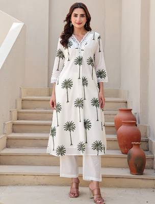Floral Printed V-Neck Pure Cotton Kurta With Trousers 1