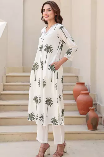 Floral Printed V-Neck Pure Cotton Kurta With Trousers