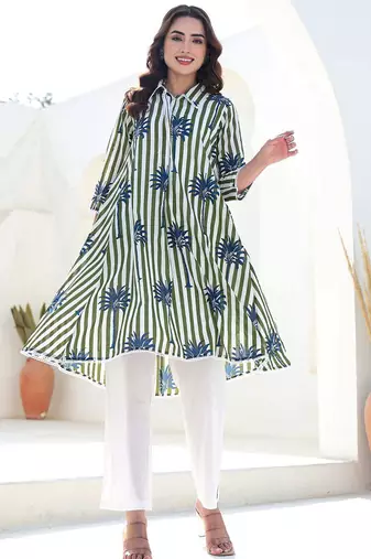 Women Floral Printed Pure Cotton A-Line Kurta with Trousers