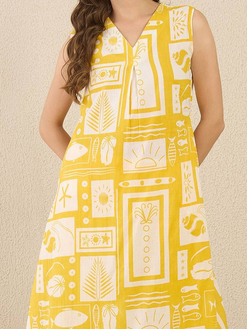 Women Ethnic Motifs Printed Pleated Pure Cotton Kurta with Trousers