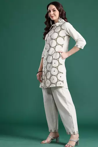 Printed Regular Kurta with Trousers