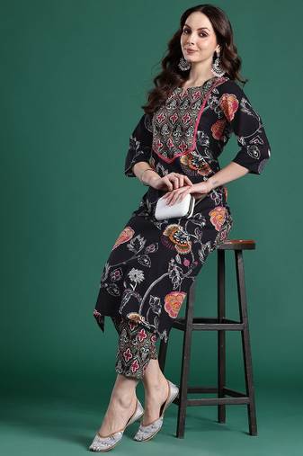 Floral Printed  Cotton Kurta with Trousers