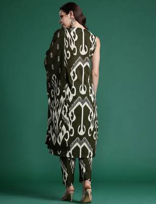 Printed Pure Cotton Kurta with Trousers & With Dupatta 7
