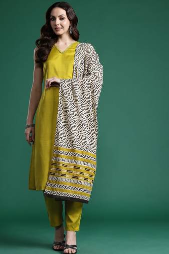 Solid Regular Kurta with Trousers & Dupatta